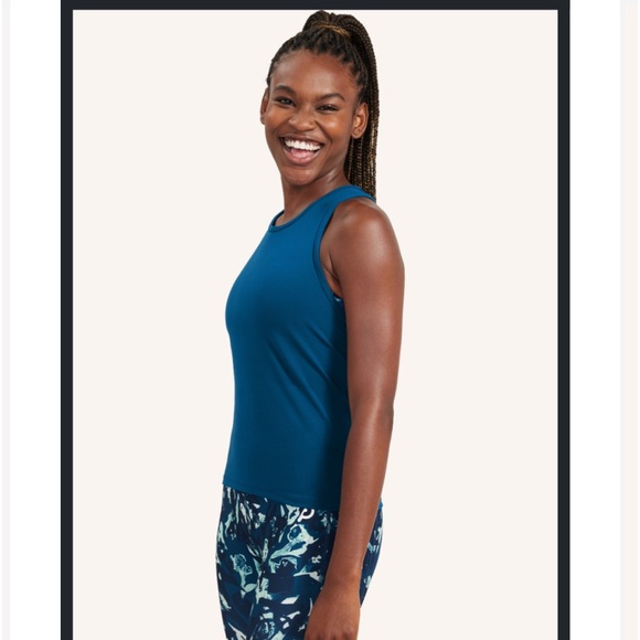 Peloton Cadent Slim Racerback Tank - Picture 3 of 10